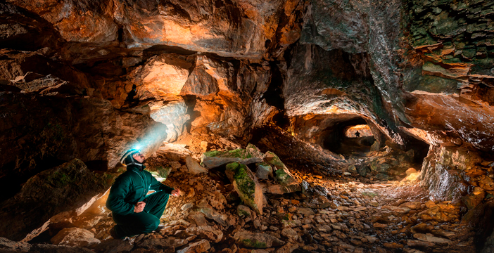 Tours de espeleología: adéntrate en las cuevas más impresionantes